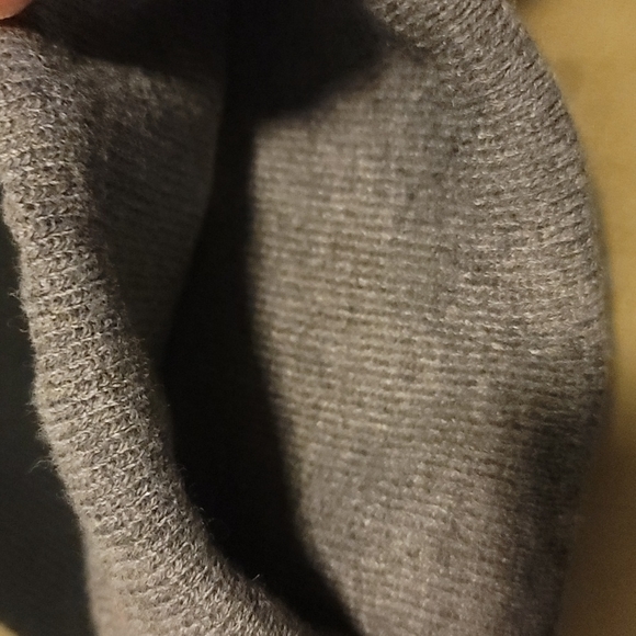 Two New Caps - Picture 6 of 7